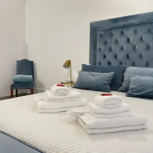 Maison M Boutique Neapel